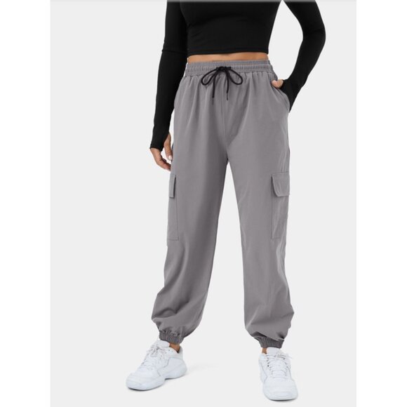 Halara Mid Rise Drawstring Casual Cargo Joggers Sz Small Grey with Pockets - Picture 1 of 8